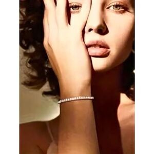 NWT Tennis Bracelet Round Brilliant Cut CZs S925 Sterling Silver Plate